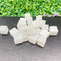 En gros Cristal Sélénite Cube Tumble Cristal Naturel Artisanat Brut Sélénite Tumble Gravier pour Décoration