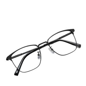 Danyang แว่นตาครึ่งกรอบสี่เหลี่ยมสำหรับผู้ชาย, 2206น้ำหนักเบา PC เลนส์กรอบออพติคอลสวมใส่ได้อย่างมืออาชีพ - Product Image 1