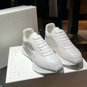 Zapatillas Deportivas Casuales de Diseño de Alta Calidad, Zapatillas con Logotipo Personalizado, Zapatillas de Marca de Lujo, Parte Superior de PVC Grueso, Entresuela de Goma - Product Image 4