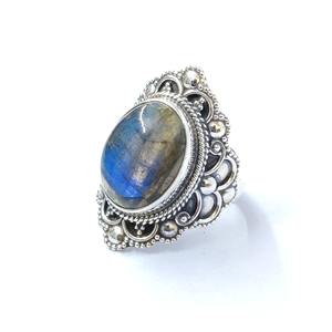 Bague en labradorite, argent sterling 925, bague en pierre précieuse, labradorite, collection artisanale, bagues fines, bijoux en argent, prix de gros - Product Image 1