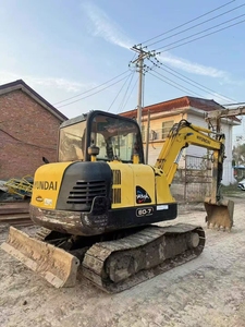 Mini-excavatrice sur pneus Hyundai R60 d'occasion, moteur haute puissance 60W-7, prix bas, matériel de construction à vendre - Product Image 3