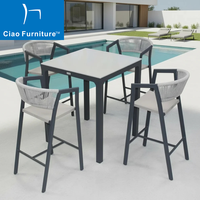 Ensemble de salle à manger commercial 4 places pour extérieur : table haute carrée en aluminium et chaises en corde