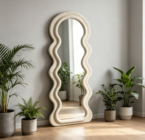 Tendencia 2025 – ¿Qué es lo que hace especial este espejo de cuerpo entero de lujo estilo Art Deco? Marco de Terciopelo Hecho a Mano, Ecológico e Irrompible para Pared - Product Image 1