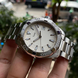 นาฬิกาข้อมือผู้ชายหน้าปัดสีดำเรียบง่ายสไตล์ธุรกิจ พร้อมตัวเรือน กลไกควอตซ์ แสดงวันที่ หน้าปัดอนาล็อก สายสแตนเลส คริสตัลแซฟไฟร์ ขนาด 20 มม. - Product Image 3