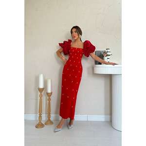 Elegante Vestido de Noche Rojo de Terciopelo con Cuello Cuadrado, Mangas con Volantes, Silueta Ajustada y Cintura Natural - Product Image 4