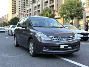 Nissan Tiida 2009 1.6 JE <span class=keywords><strong>Tech</strong></span> <span class=keywords><strong>Auto</strong></span>, Funciones Inteligentes y Conducción Suave, Excelente Paquete de Valor - Product Image 3