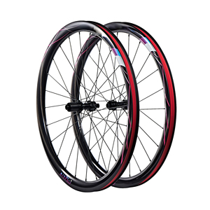 Vente directe de roues 700C Tubeless Tire Gravel Bike Wheel Set de roues de frein à disque 700C Carbon à vendre - Product Image 1