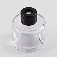 Récipient de diffuseur d'aromathérapie en verre rond Bouteilles de parfum vides de haute qualité avec emballage en carton avec bouchon en bois