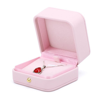 Vente en gros d'usine de luxe en cuir artificiel violet rose Boîte à bijoux avec logo personnalisé Boîte à bijoux Bague Boucles d'oreilles Pendentif Boîte de collier Emballage de bijoux