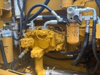 Excavatrice d'occasion Caterpillar 20 tonnes, modèle CAT320D2L, sur chenilles, hydraulique, avec bras télescopique, d'origine, de seconde main