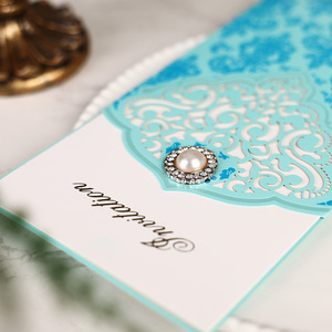 Tarjeta de invitación de estilo europeo con diseño hueco, cortada con láser y adornada con perlas, rectangular, de alta gama, con páginas interiores imprimibles. - Product Image 4