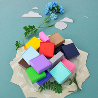 Boîte d'expédition aérienne réutilisable de haute qualité personnalisée en usine, emballage cosmétique personnalisé gaufré de haute qualité