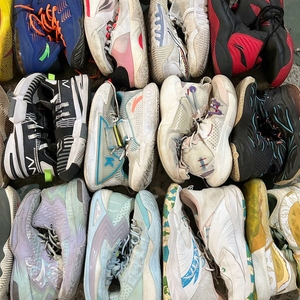 S03 Vente en gros de chaussures de basketball d'occasion de Chine, lots de baskets de marque de seconde main pour hommes, chaussures de sport, Zapatos De Baloncesto - Product Image 4