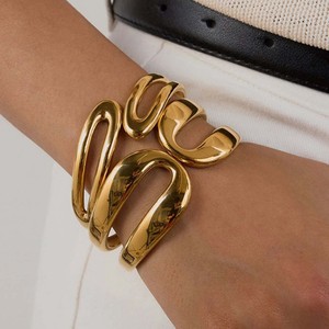 Geometric Stainless Steel Spring Open <b>Bangle</b> 18k Gold Plated Titanium Steel <b>Bracelet</b> For Women Wide Face Jewelry - Product Image 3