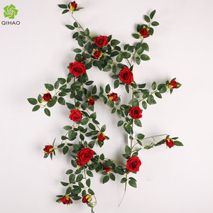 Guirnalda de Rosas Artificiales Qihao, Color Rojo, Alta Simulación, Decoraciones para Bodas, Guirnalda de Flores Planas - Product Image 1