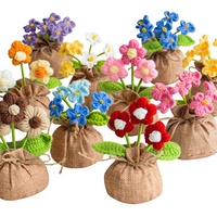 Grenzüberschreitende handgefertigte gehäkelte Glücksbringer-Tasche mit kleiner künstlicher Bonsai-Pflanze im Topf – Heimdeko aus gestricktem Wollgarn im Rosen-Stil