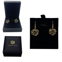 Collier pendentif en forme de rose noire, nouveau design, bijoux artisanaux en métal pour femmes