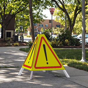 يمكن تخصيص تحذير قابل للطي عاكس ثلاثي الجوانب حامل مثلث - Product Image 1