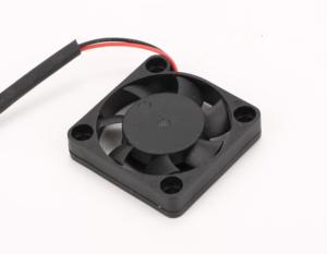 30x30x7mmミニDCブラシレス冷却ファン5V/12V高速30mm通気ファン3007スリーブベアリング低ノイズ軸ファンをカスタマイズ - Product Image 1