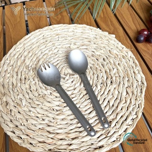 Ensemble de couverts de camping portables ultra légers en titane pur pour 2 personnes - Product Image 3