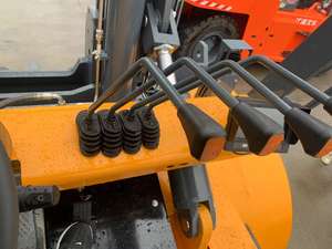 2.5ton 3ton 3.0-3.5 3.5 8 טון 10 טונות cpd-10 צמיג 12000 מקסימום גובה גלגלית ניילון פנאומטי מלגזה 7 טון בסין הביי - Product Image 4