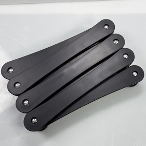 Entraîneur de maniement de bâton Gigital Reactor, équipement d'entraînement de hockey avec pucks et bâtons - Product Image 3