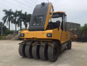 Suministro Directo de Fábrica: Rodillo Compactador Estacionario de 26 Toneladas XP263 CLG6526E con Motor, Bomba, Cojinete, Engranaje y Neumático 6526E - Product Image 6