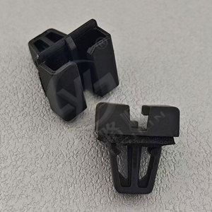 คลิปยึดไฟท้ายรถยนต์ Smooth Sailing CarPu รุ่น L298 สำหรับ Volkswagen Passat Lamando Golf 6 ขายึดพลาสติก - Product Image 2