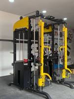 Rack de musculation commercial multifonctionnel avec machine Smith, poulie et rack à squats pour un entraînement complet