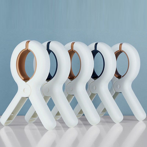 2024 gros en plastique robuste pinces à linge <span class=keywords><strong>plage</strong></span> serviette Clips couverture grande blanchisserie coupe-vent <span class=keywords><strong>pince</strong></span> en plastique - Product Image 1