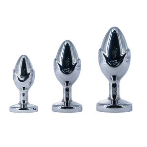 Kadınlar için Kalp Şeklinde Metal Anal <span class=keywords><strong>Plug</strong></span> Elmaslı Anal <span class=keywords><strong>Plug</strong></span> Seks Oyuncakları - Product Image 4