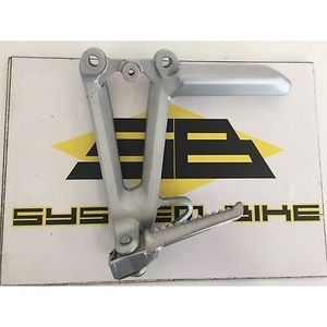 Compatibile con il poggiapiedi posteriore sinistro Honda CBR 600 F 1999-2006, ricambio per moto - Product Image 1