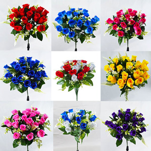 Bouquet <span class=keywords><strong>di</strong></span> Rose Artificiali in <span class=keywords><strong>Velluto</strong></span> - Design Realistico, Durevole e Leggero, Ideale per Festa della Mamma, Natale e Capodanno - Product Image 2