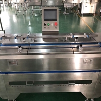 Ligne de production automatique à grande vitesse de barre de riz/chocolat Guimauve Praline Bonbons Alimentation Machine d'emballage