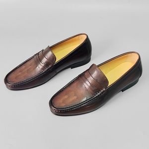 Mocasines de Cuero Genuino para Hombre, Estilo Británico de Alta Gama, Zapatos Transpirables de Verano para Oficina y Carrera Profesional - Product Image 2