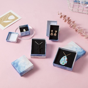Scatola di cartone rettangolare su misura bianco carta Kraft gioielli regalo cassetto scatola di immagazzinaggio con inserto <span class=keywords><strong>e</strong></span> borsa - Product Image 1