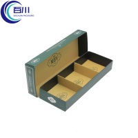 Caja de Regalo Plegable Portátil Premium con Tapa y Separador Inferior, Personalizada en CMYK, con Bandeja Interior para Productos de Té o Chocolate