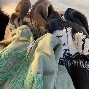 เสื้อกั๊กผู้ชายแบบมีฮู้ด ปักลาย 3 มิติ สไตล์อเมริกัน น้ำหนัก 345 กรัม ผ้าถักเนื้อแน่น โพลีเอสเตอร์/คอตตอน กันลม สไตล์วินเทจ - Product Image 2