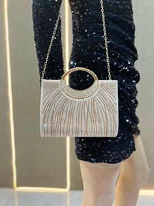 Sac à main pochette <span class=keywords><strong>en</strong></span> strass 2026 pour femme, mini sac de soirée avec chaîne dorée, sac à bandoulière tendance, sac à main métallique pour fête - Product Image 4