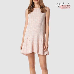 Vestido de Maternidad Rosa Claro y Blanco, Corte en A, Largo hasta la Rodilla, Transpirable, Ecológico, Verano, Sin Mangas, Cuello Redondo, Apto para Embarazadas, con Volantes - Product Image 1