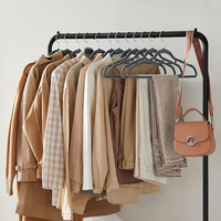 Porte-chapeaux JIABEIHAO de style simple et moderne, porte-chapeaux en métal sur pied, adapté aux chambres à coucher, aux salons