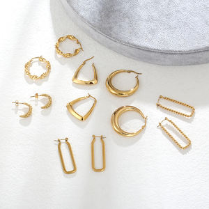 แฟชั่นขายส่งที่กำหนดเองที่มีคุณภาพสูง18พันทองชุบสแตนเลสที่เรียบง่ายมินิขนาดเล็กแบนต่างหูห่วง - Product Image 4