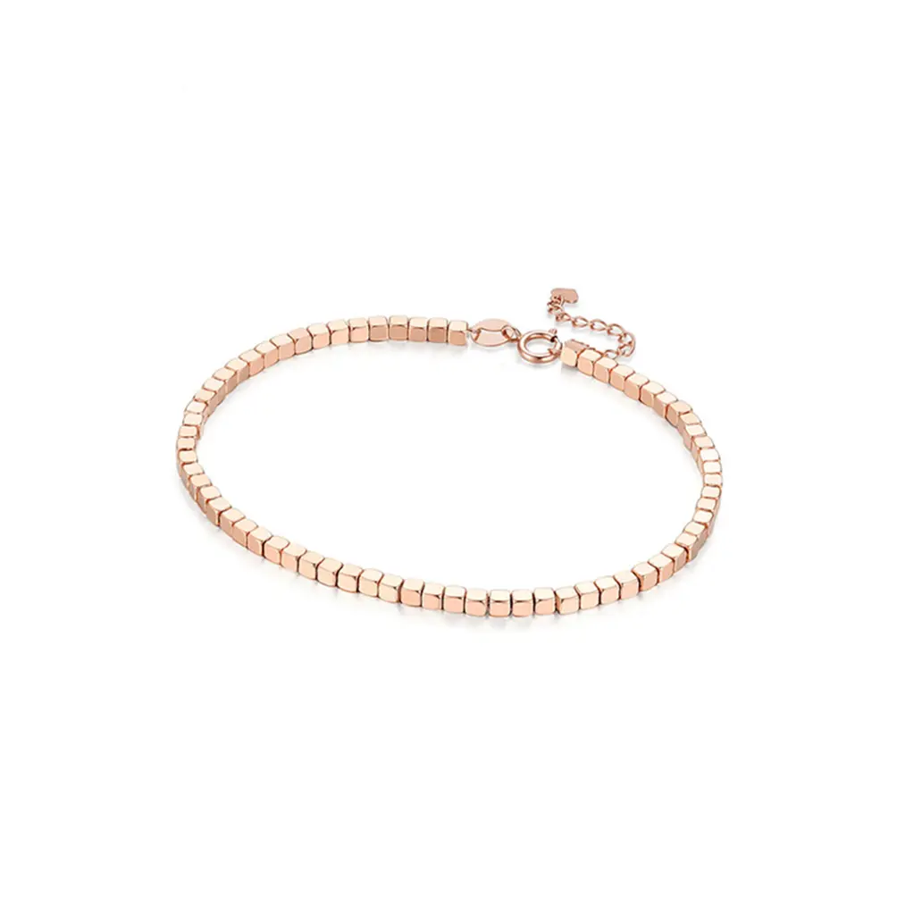 "All Directions to Fortune Cube Gold" Bracelet en or 18 carats Petits cubes en or rose pour femme Signifie toutes les directions vers Fortune Cube Gold