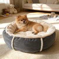 Coussin rond rembourré en forme de donut pour chien et chat, doux, antidérapant, avec logo personnalisé, pour l'hiver, vente en gros, accessoires pour canapé-lit pour animaux de compagnie