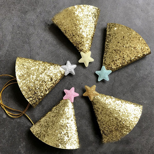 Venta al por mayor Sombreros <span class=keywords><strong>de</strong></span> cumpleaños dorados Fiesta <span class=keywords><strong>de</strong></span> cumpleaños Estrella <span class=keywords><strong>de</strong></span> cinco puntas Mini Sombreros <span class=keywords><strong>de</strong></span> pastel <span class=keywords><strong>de</strong></span> fiesta con purpurina - Product Image 4