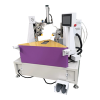 Machine de sertissage d'angle automatique CNC 12 axes pour la fixation par vis, ligne d'assemblage de fenêtres et de portes