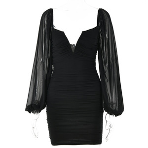 Robe Courte Col V Manches Longues Transparente Dos Nu Taille Naturelle Style Européen pour Soirée - Product Image 5