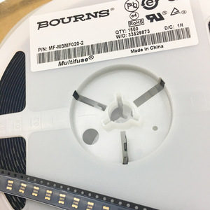 Fusible réinitialisable Bourns PTC 2A 30V à montage en surface Bsmd1812-200-30V - Product Image 2