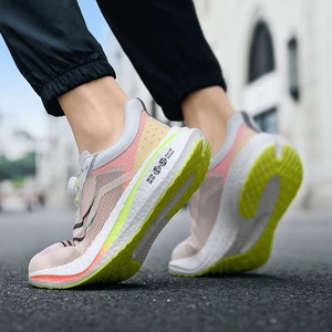 Vente en gros de nouvelles baskets de sport pour hommes, baskets de fitness tendance, respirantes, en mesh, pour la course à pied - Product Image 6