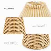 Lampe de table en rotin traditionnelle avec finition artisanale naturelle, idéale pour les intérieurs rustiques et les chambres de style farmhouse